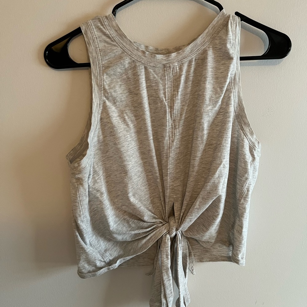 Lululemon crop tank